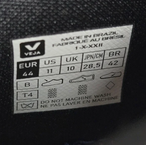Veja‎ Dekkan Alveomesk Grafite Pierre Vibram Sneakers Men's Size 11